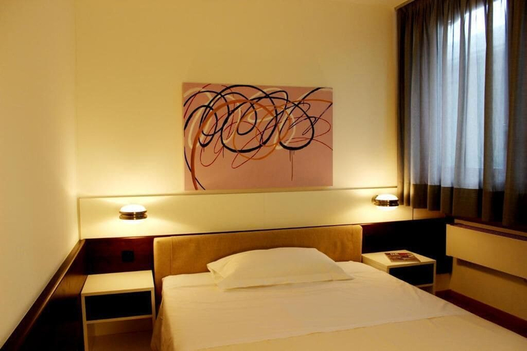 Bedroom 3, Hotel Garni Centro, Mendrisio