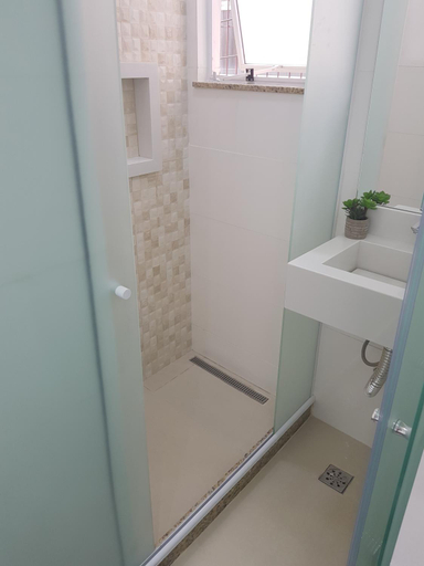 Bathroom 4, Quarto Privativo em Condominio, Rio de Janeiro