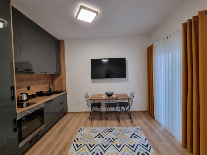 Others 5, Dom B Apartments