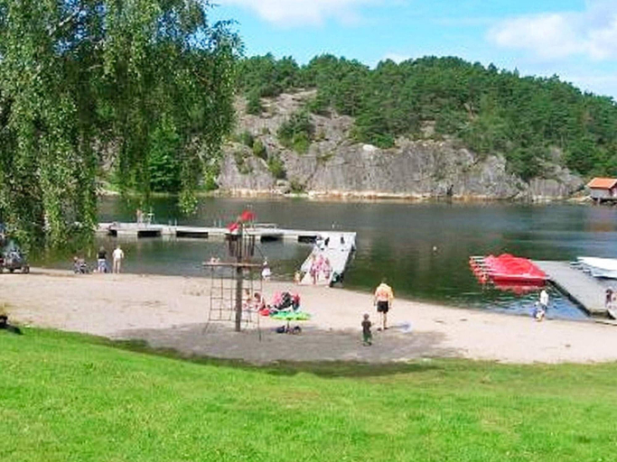 Beach, 6 Person Holiday Home in Stromstad, Strömstad