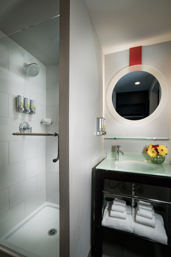 Bathroom 3, Staypineapple, Hotel FIVE, Downtown Seattle, Seattle
