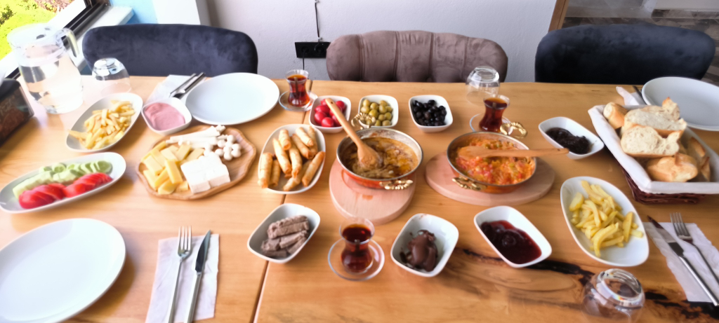 Food & Drinks