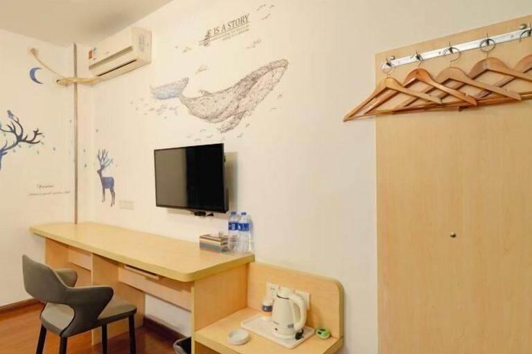 Others 5, 7 Days Hotel (Jiangmen Qimingli 33 Hui Street Branch), Jiangmen