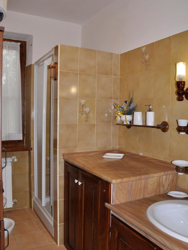 Bathroom 3, Lubagnu Vacanze, Sassari