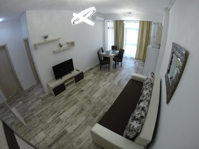Others 4, 911 Cazare Mamaia, Navodari