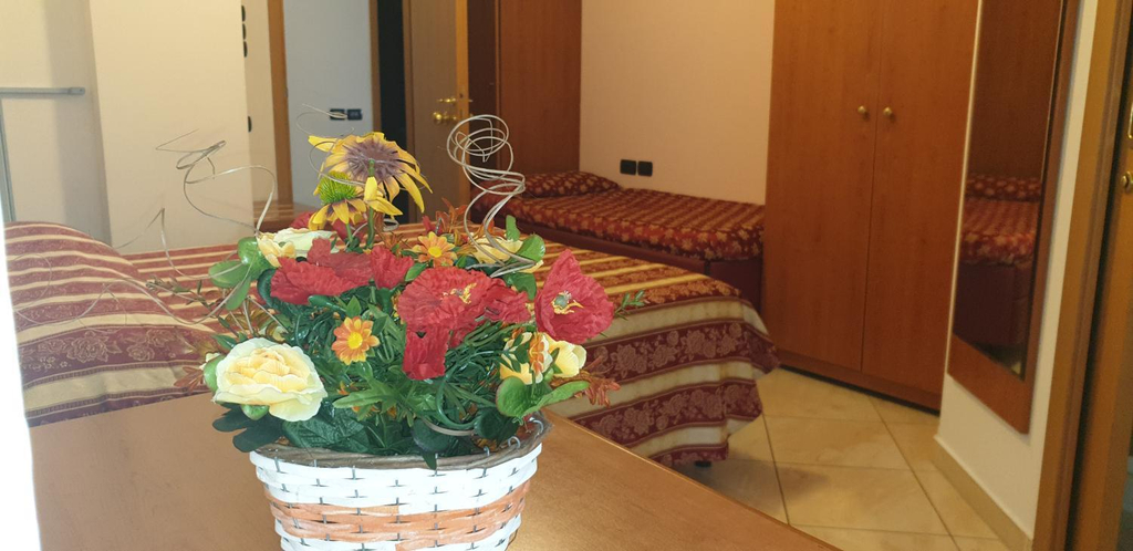 3, Hotel Ginevra, Rimini