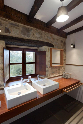 Bathroom 2, Casa de Aldea Casa de Rubio, Asturias