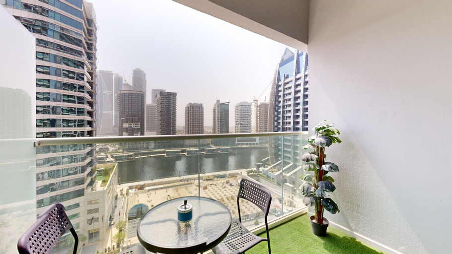 Room 2, Business Bay - Reva Residences 706, Dubai