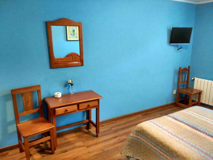 Bedroom 2, Hotel Aguila Real, Asturias