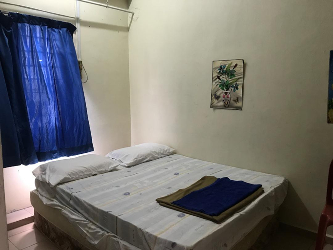 Bedroom 3, SPOT ON 90625 Super Green Grass Hotel, Batu Pahat