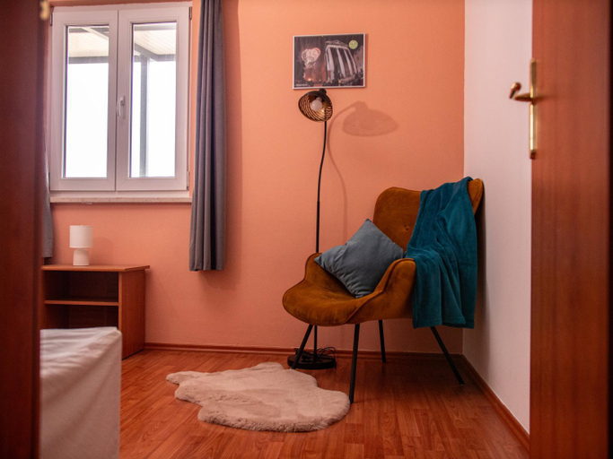 Others 2, Apartment Zaklina 1496, Pula
