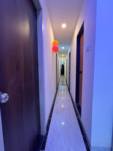 Others 5, Parel Residency, Mumbai City