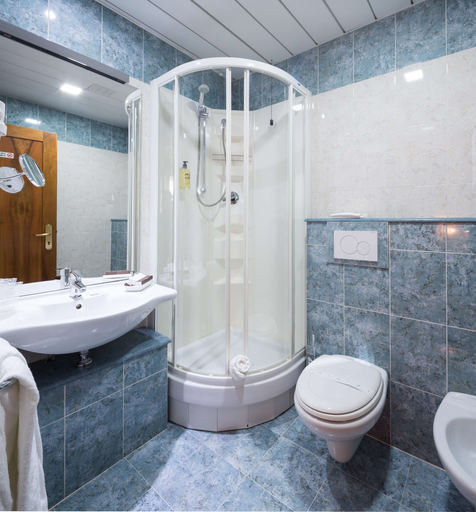 Bathroom 5, La Villa, Sure Hotel Collection by Best Western, Torino