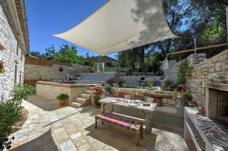 Others 3, Leonora House by PaxosRetreats, Ionian Islands