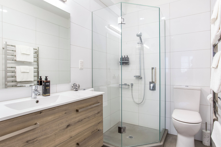 Bathroom 4, Auckland Luxe Haven, Waitakere