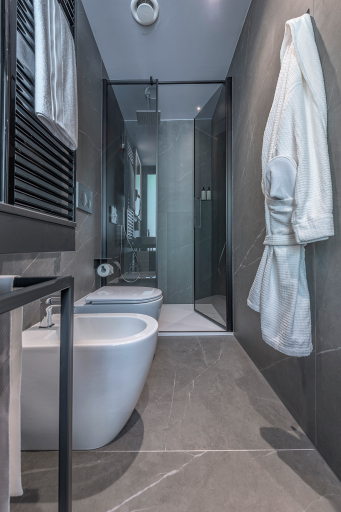 Bathroom 9