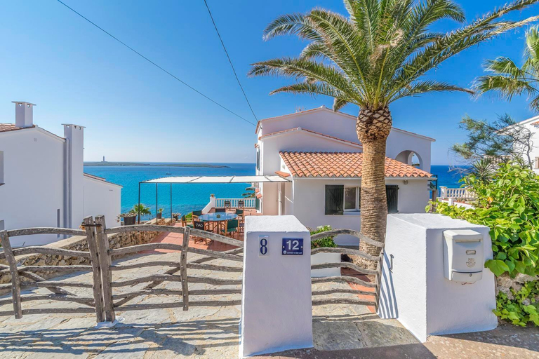 Others 3, Villa Lola, Baleares