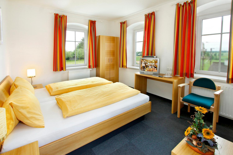 Bedroom 5, Gasthaus Kloibhofer, Wels Land