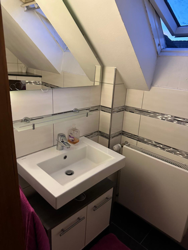 Bedroom 3, Gastezimmer „Ellmau“, Kassel