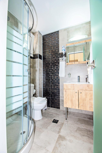 Bathroom 3, Haraki Sand Beach, South Aegean