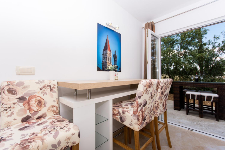 Others 5, Apartment Sandra, Trogir