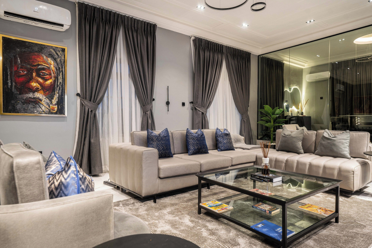 Others 5, George Residence Parkview, Eti-Osa
