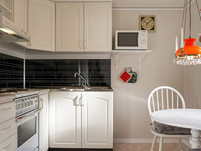 Private kitchen, 4 Person Holiday Home in Byxelkrok, Borgholm
