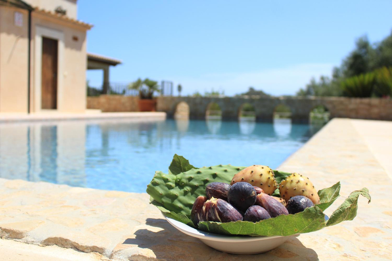 Food & Drinks 5, Sa Sinia - Family rural house with pool and mountain views, Baleares