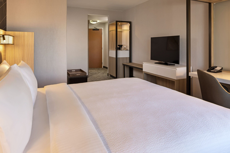 Bedroom 3, SpringHill Suites by Marriott Turlock, Stanislaus