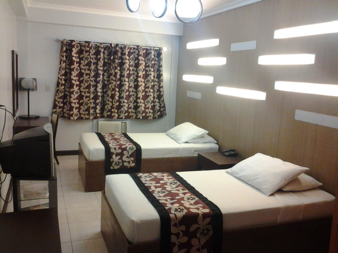 Bedroom 13