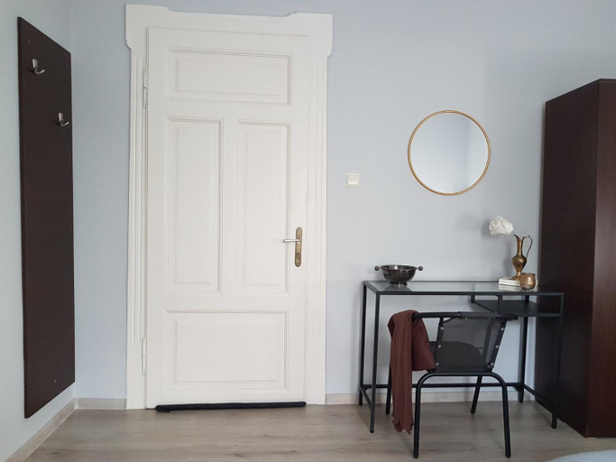 2, Flat in Varna, central location, close to beach, Varna