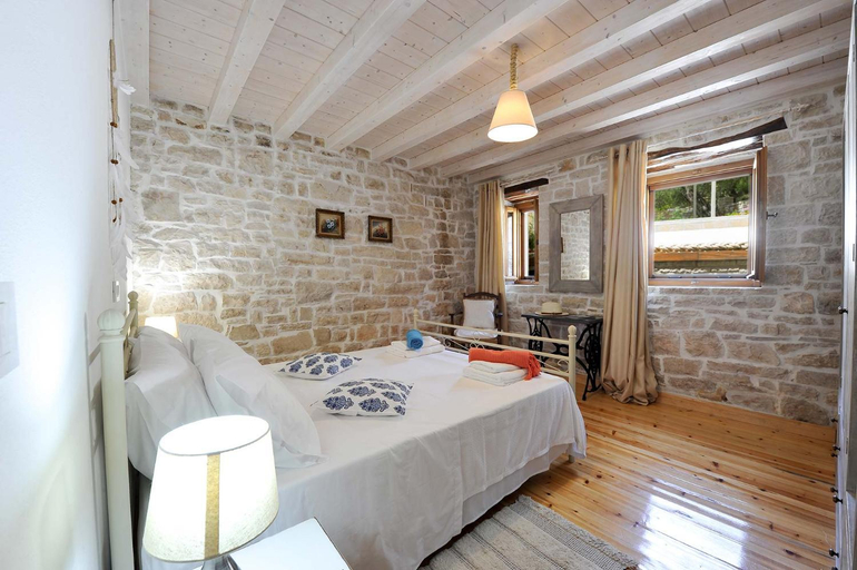 Others 5, Leonora House by PaxosRetreats, Ionian Islands