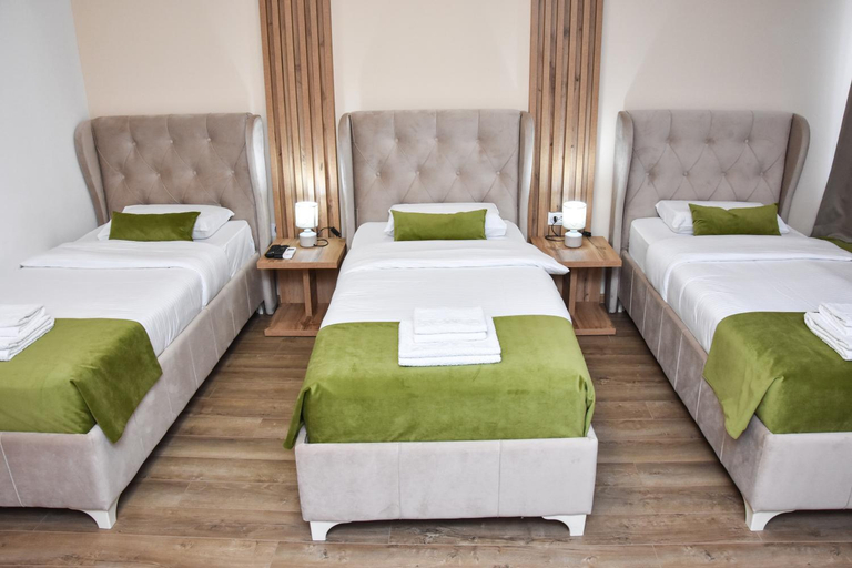 Others 4, Motel KVELE, Novi Pazar