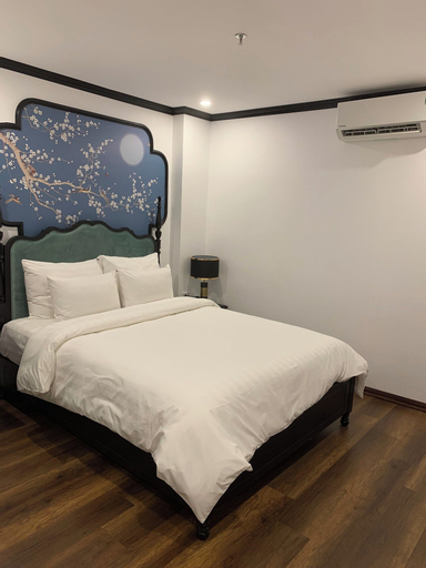 Bedroom 9