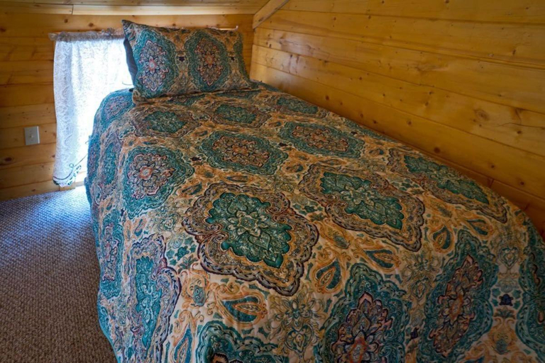 Bedroom 2, Alpine Mountain Top Home, Rio Grande