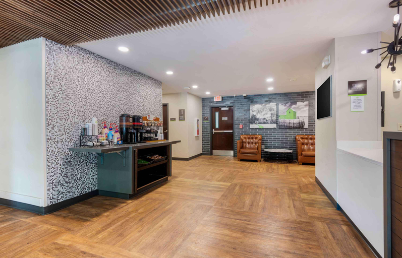 Food & Drinks 4, Extended Stay America - Charlotte - University Pla, Mecklenburg