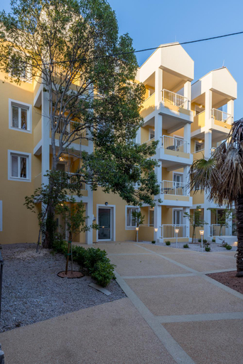 Exterior view 5, PORTO SERENO apartments, Šibenik