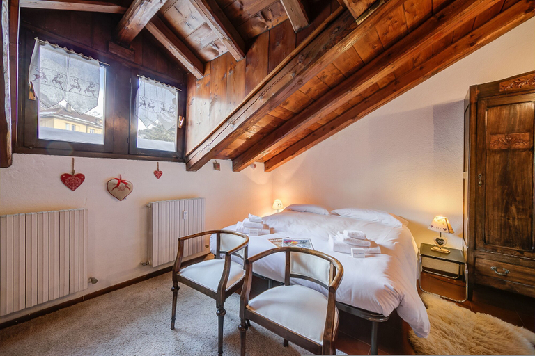 Room 4, Le Meubl Between City Center Skiing, Torino