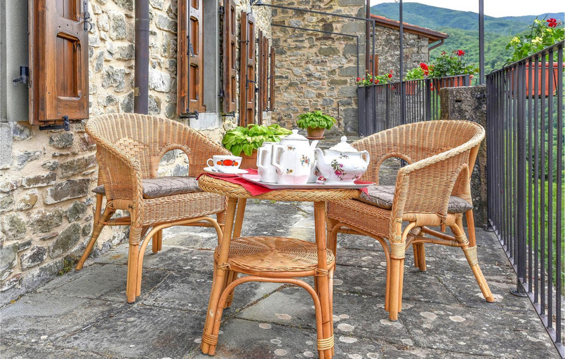 Nice Home In Nicciano With Jacuzzi, Lucca