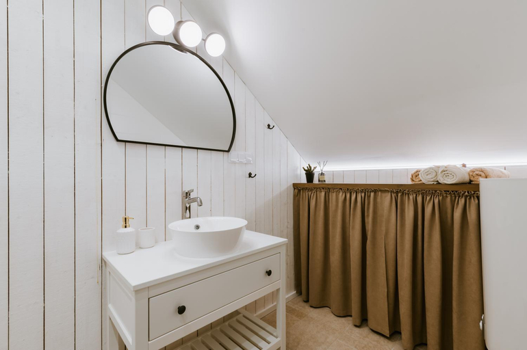 Bathroom 3, Lapmanni Studios, Haapsalu
