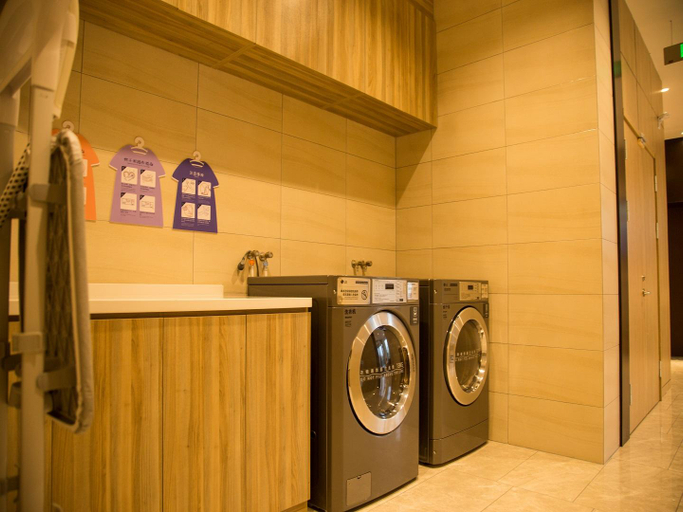 Bathroom 3, Hanting Premium Hotel Yantai Laishan Yingchun, Yantai