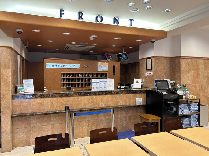 Food & Drinks 5, Toyoko Inn Osaka Hommachi No.1, Osaka