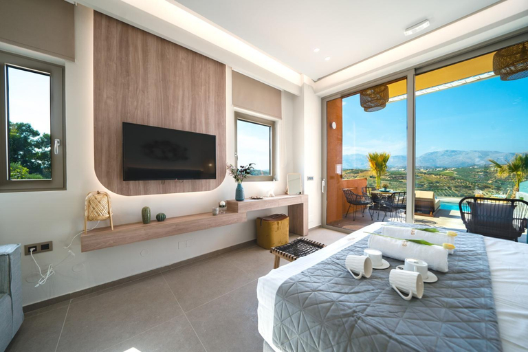 Others 4, Oleas Suites, Crete