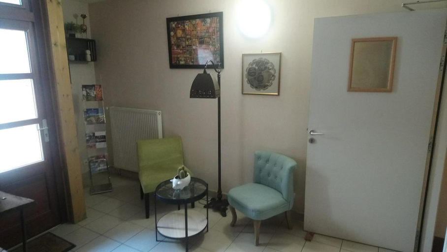 Public Area 2, Auberge des lacs, Charente