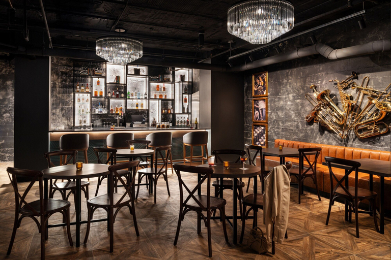 Food & Drinks 4, Moxy Springfield Downtown, Greene