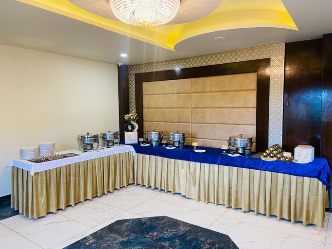 Food & Drinks 3, Hotel Eden, Uttara Kannada