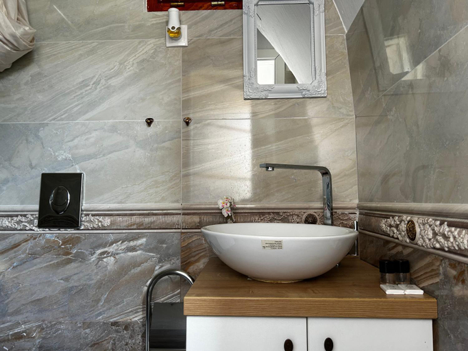 Bathroom 4, Glamping PEC, Ruše
