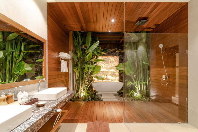 Bathroom 12