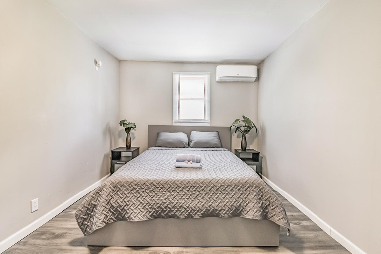 Others 5, Modern Coed Dorm 10 mins from Jim Thorpe, Carbon