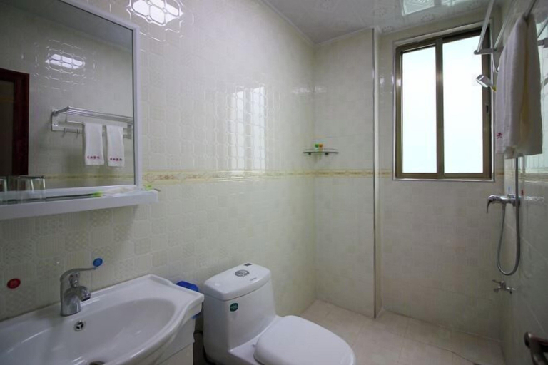Bathroom 4, The story of Danxia Inn, Shaoguan